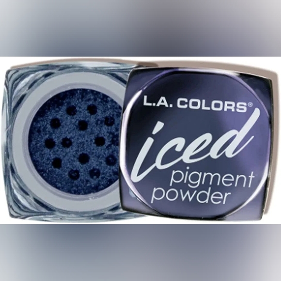 L.A. Colors - Iced Pigment Powder (Gleam), 0.11 oz and Sneaky Furless Eyeshadow - Picture 2 of 8